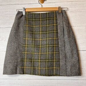 Banana Republic Skirt Womens SZ 0 Gray Wool Blend Academia Plaid Tweed Mini Y2K